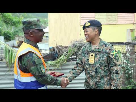 Jamaica Chief of Defence Staff visits RDF Engineer Contingent in Trelawny Parish