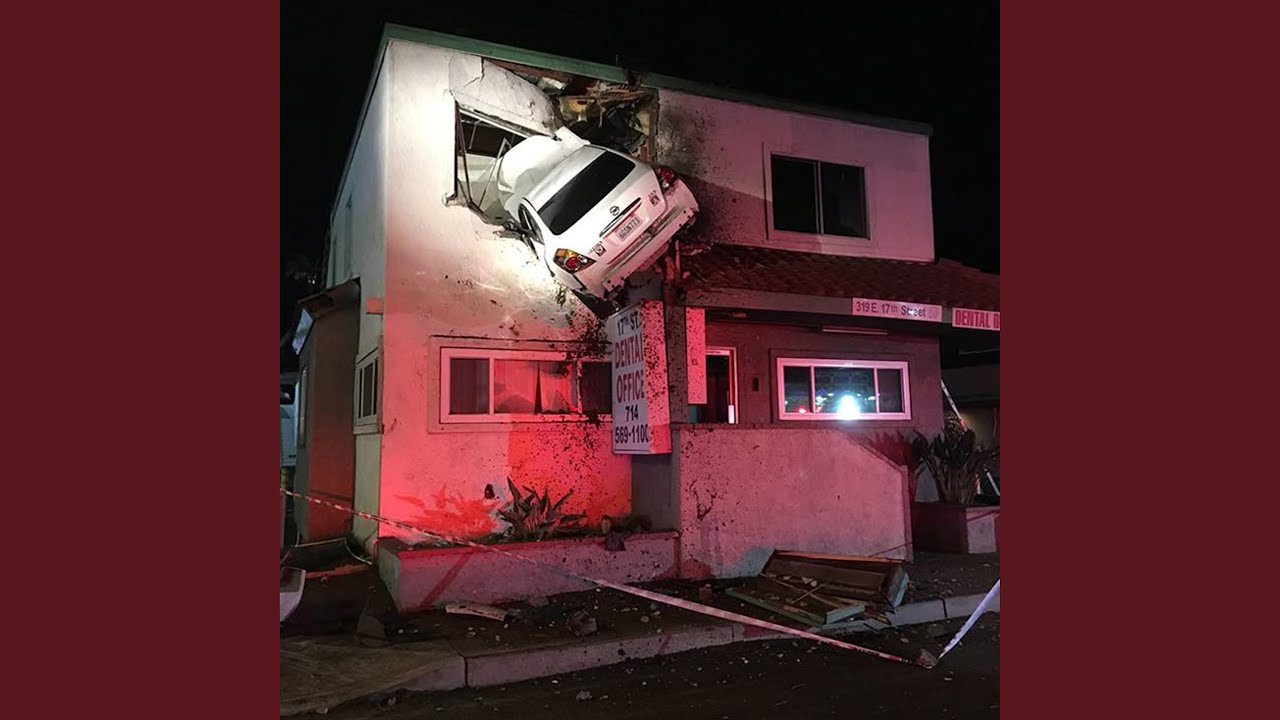 Guarda reckless su YouTube Guarda reckless su YouTube