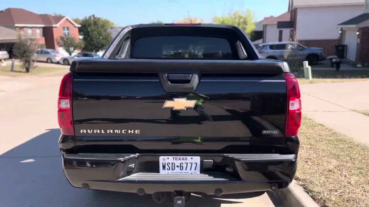 💪 2010 Chevy Avalanche LTZ | Чистый чёрный цвет на 20-х дисках | Обзор и обзор