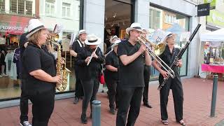 Braderie de Waterloo Centre 2023 - The Happy Few Band - 27 aout - MVI 3846