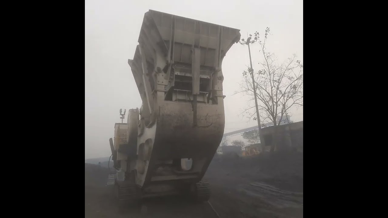 💞 Potable Big Crusher Machine Work ln Open Cast Coal Mining 💞 || powerful Stronger Crusher Machine