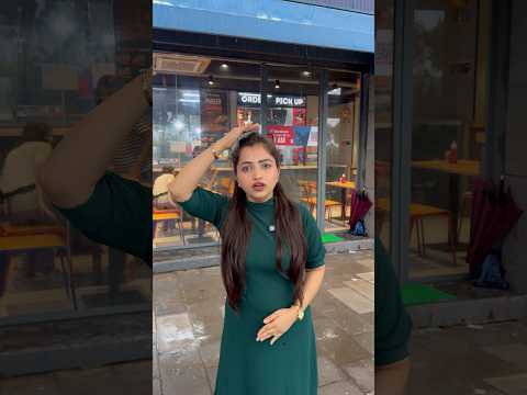 Ladki ka dimag ghutne me hai | shorts | vj Pawan Singh