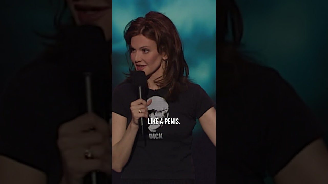 "This is how you can all be a stand-up." 🎤: Laura Kightlinger 