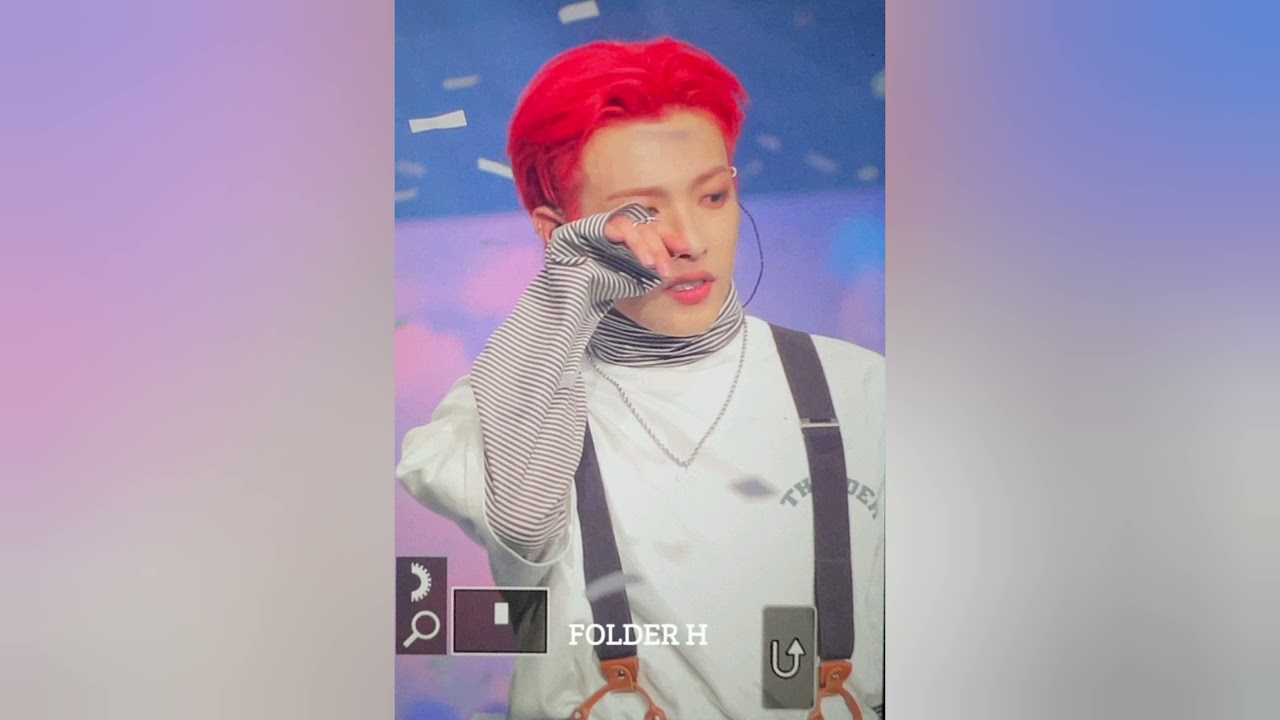 ATEEZ Hongjoong crying during Turbulence stage | WORLD TOUR 2022 SEOUL DAY1  - YouTube