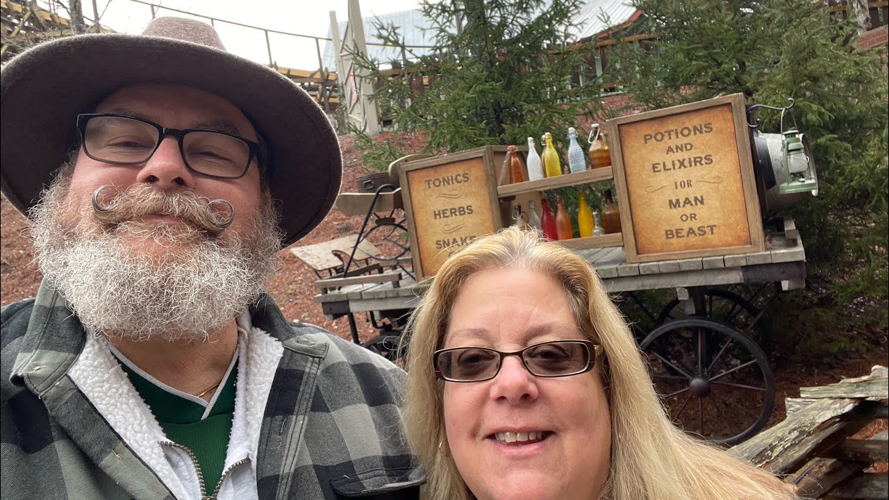 Second Day at Dollywood | Wildwood Grove | Search for Fuel Rod Locations | Places to Charge Phones