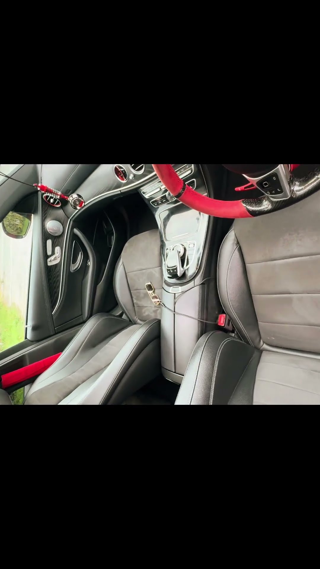 Mercedes E220D premium plus Amgline - Image 2