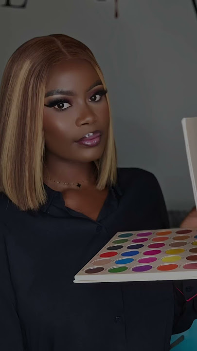 Ujv Eyeshadow Palette