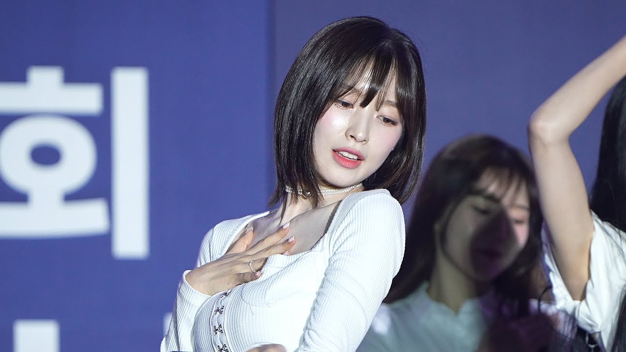 240419 오마이걸 (OH MY GIRL) 아린 (ARIN) - Secret Garden (비밀정원) 직캠 (Fancam) @ 밀양 경상남도민체육대회 직캠 (Fancam)