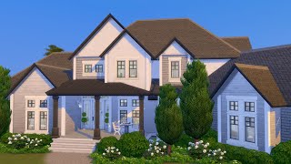 Building a Pinterest Mansion in The Sims 4