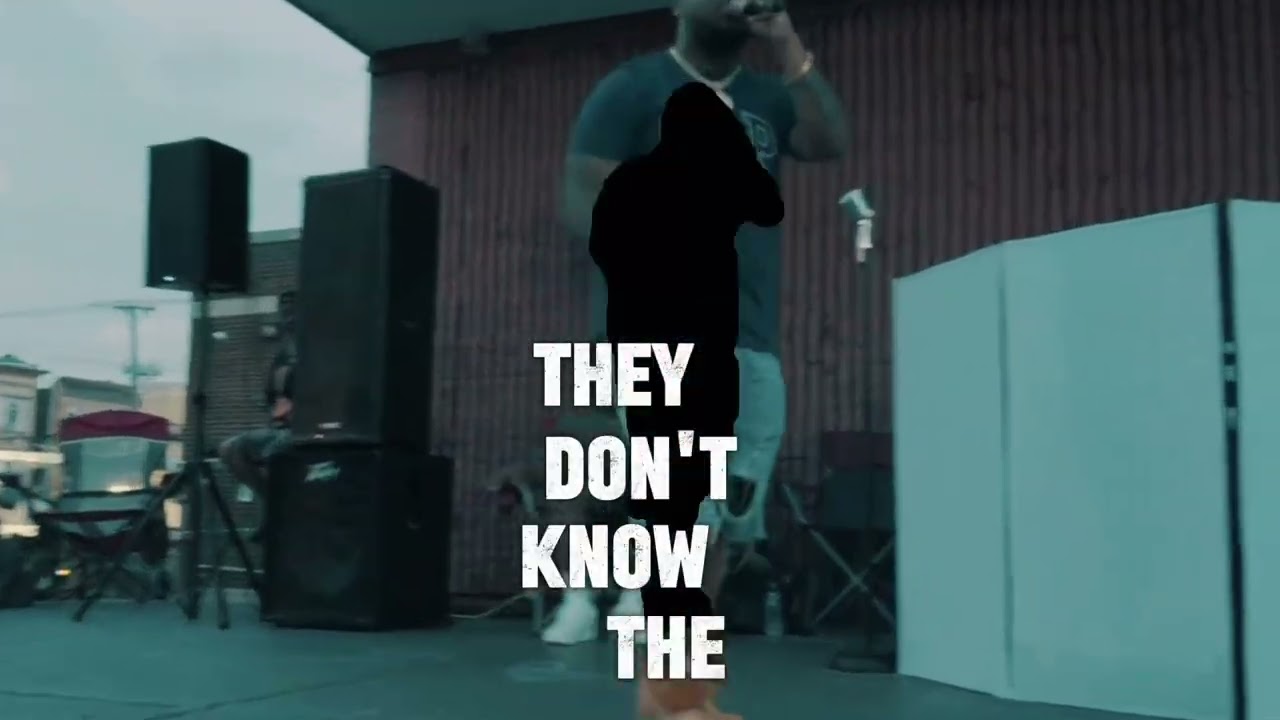 Kiamo x Jody Banks -  Beautiful Life (Live Performance) 