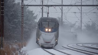 Northeast Corridor Snowday! Amtrak trains in the snow