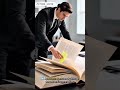 AI Agents Explained in 60 Seconds 🤖 | The Future of Work #aiagents #aiagentsexplained #agenticai