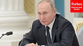 Putin Expands Fast-Track Russian Citizenship To All Ukrainians