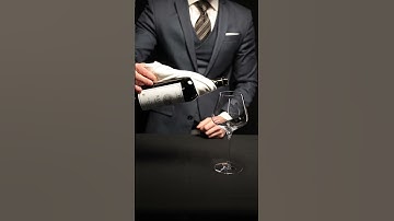 How to pour wine like a pro!