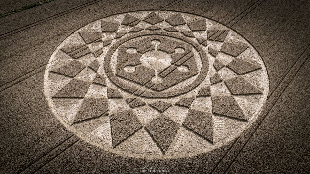 Is This The Final Crop Circle of 2023? Roundway, Wiltshire 13