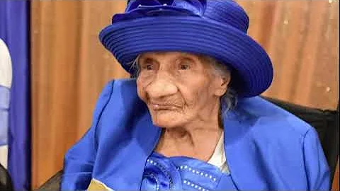 Edna Wallace thanksgiving service