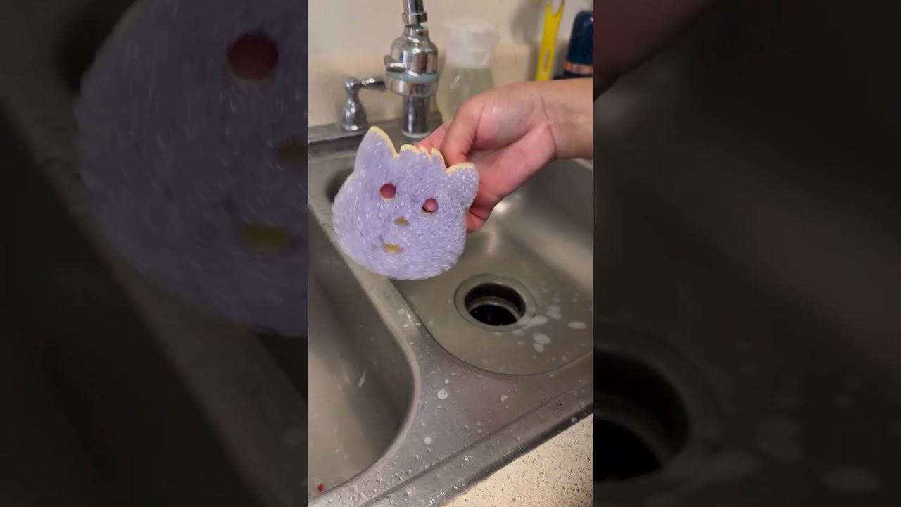 Clean my extremely messy kitchen with me!!! 