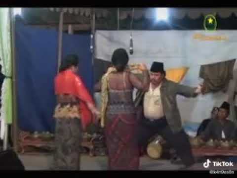 Sandur Madura Mat Jari