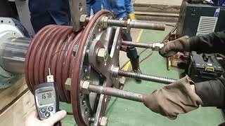Демонтаж Полумуфты С Вала Редуктора В Условиях Цеха. Easyheat 595