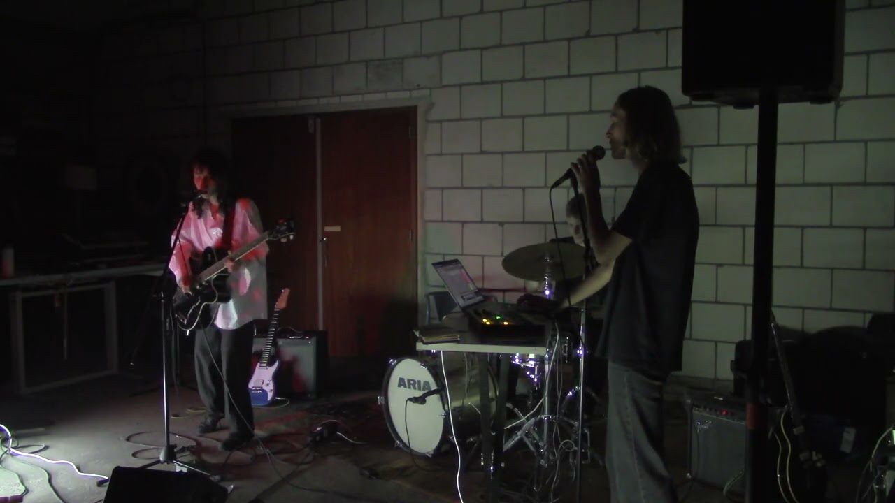 slobby haze + strange town LIVE