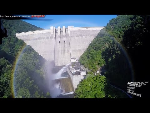 空撮 滝沢ダムと国道140号－ループ橋(雷電廿六木橋)とアコードクーペ  Takizawa DAM , Loop Bridge & Accord Coupe - MGP