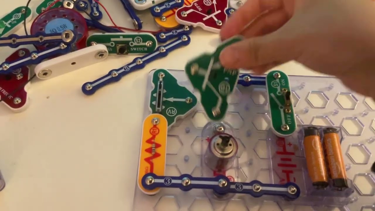 Electronic Snap Circuits: Sucking and Blowing Fan