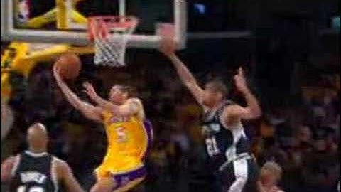 Jordan Farmar Beats the Defense and Makes an Acrobatic Reverse Lay-Up