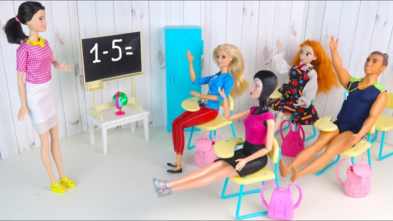Мультик Барби ПРОВЕРОЧНЫЙ УРОК Кого Выгонят из Школы? Куклы Для девочек IkuklaTV