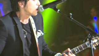KCON 08102014 CNBLUE I'm Sorry Yonghwa focus