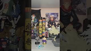 Starting to set up my anime & manga collection 👀✨