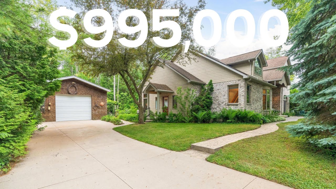 Exceptional Cottage or Home Steps to Ipperwash Beach! 6545 Pine Trail