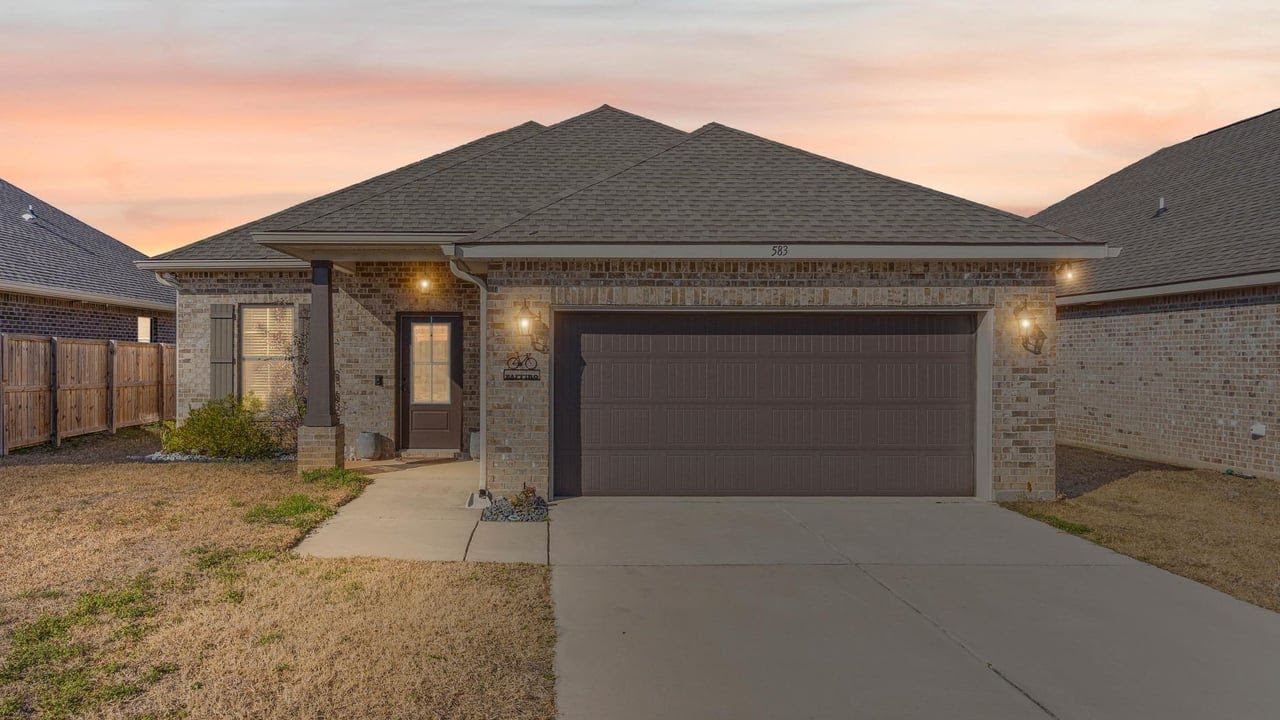 583 Crackwillow Ave, Fairhope, AL