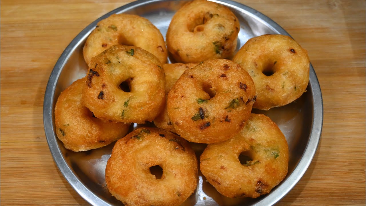 மிக்ஸியில் எண்ணெய் குடிக்காத மொறு மொறு மெதுவடை | Crispy Medhu vadai in Tamil  Mixi | Easy Meduvadai