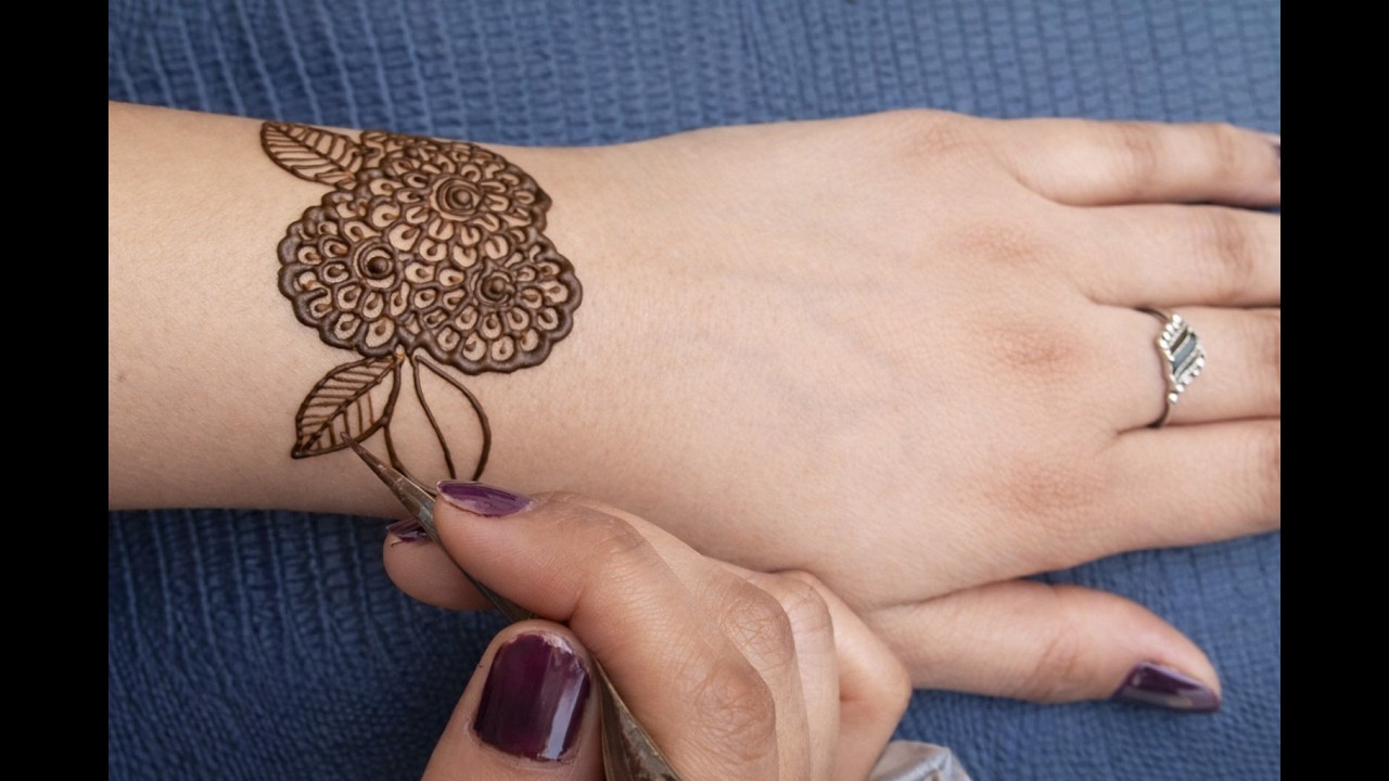 Latest beautiful easy mehndi design ♥️♥️😍 || Saniya mehndi world