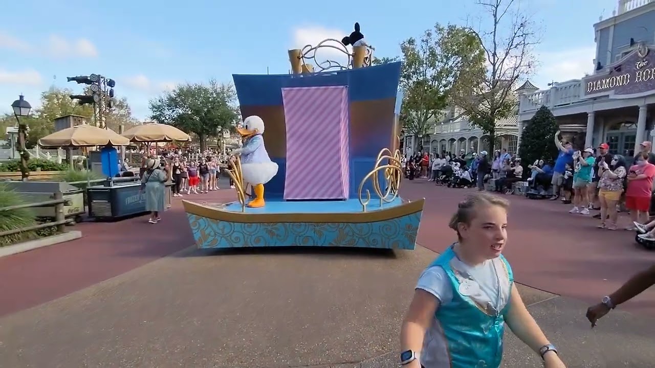 Morning Mickey's Celebration Cavalcade at Magic Kingdom!