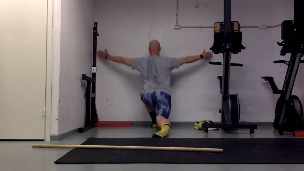 Lateral Crossunder Lunge helsinki hotels