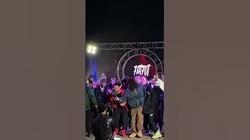 فكرت تعوم في بحري هغرقك 