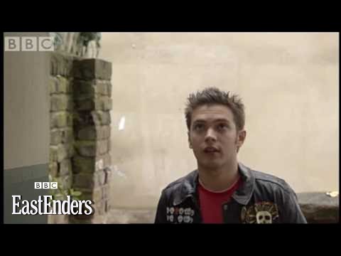Deano Arrives on The Square part 2 - EastEnders - ...