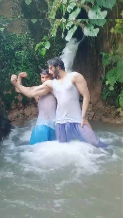 Sea Side Fun | Boys Fun in Water | boys sexy buldge | boy bathing video | man naked bathing couple