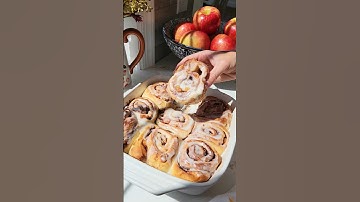 Apple Pie Cinnamon Rolls