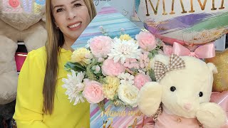 Arreglo para mamá con flores y peluche