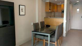 311/85 Custom Street West