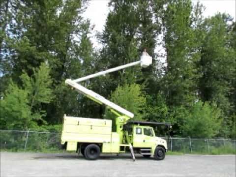 Free Free 194 Tree Trimmer Bucket Truck Svg SVG PNG EPS DXF File