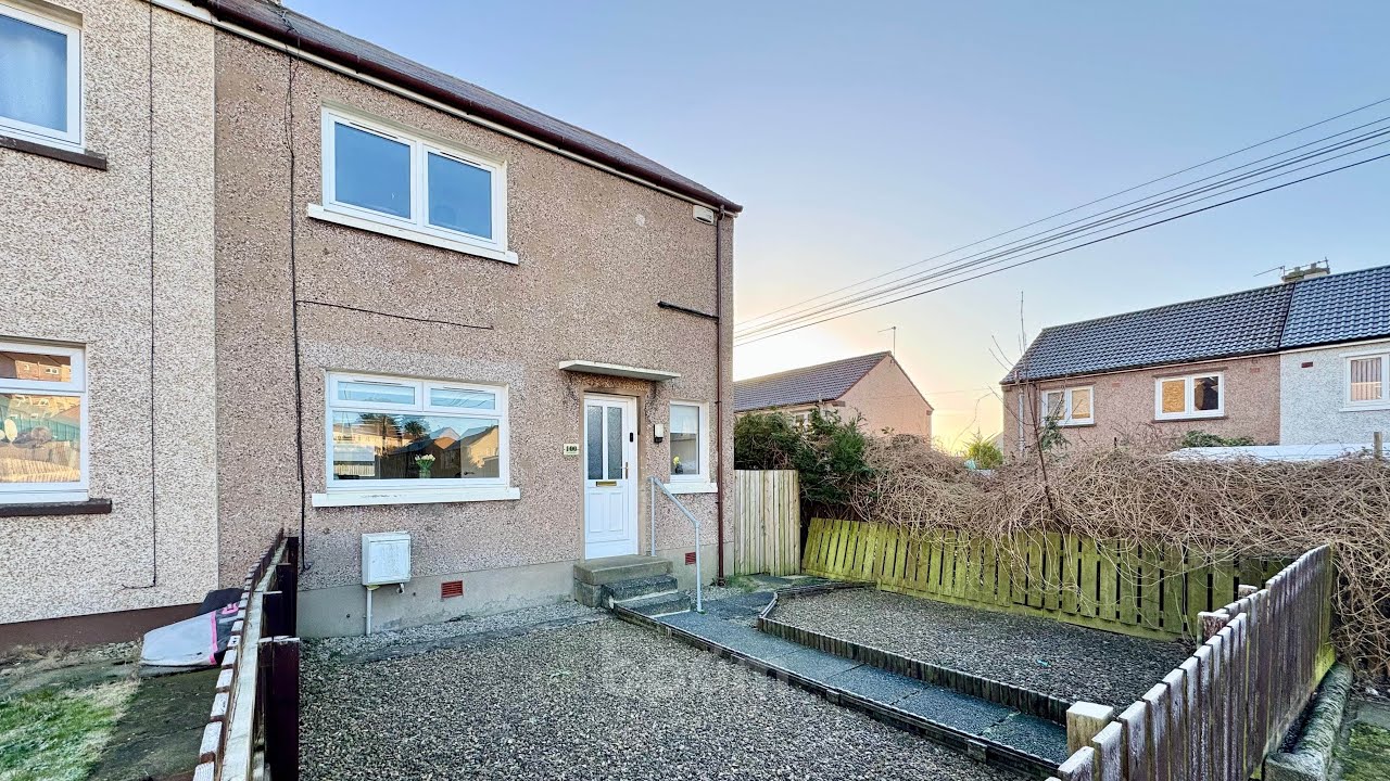 Ardrossan. Fantastic semi-detached home in popular seaside locale