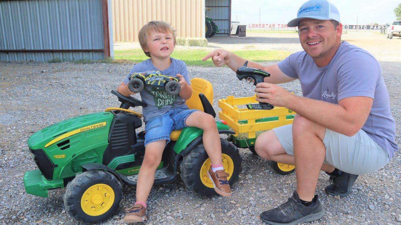 ⁣RC car for kids | Driving around the farm with tractors and RC truck