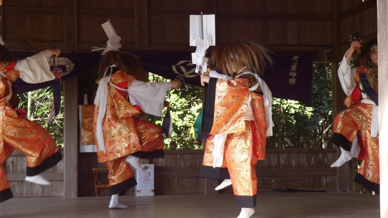 2026吉野梅園梅まつり　梅ノ木天満社奉納神楽 片島里神楽『本剣舞』