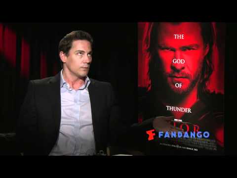 THOR cast interviews - Chris Hemsworth is Ripped a...