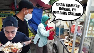 BORONG NASI UDUK IBUK2 PINGGIR JALAN Porsi Jumbo SAMPAI IBUKNYA KAGET!!