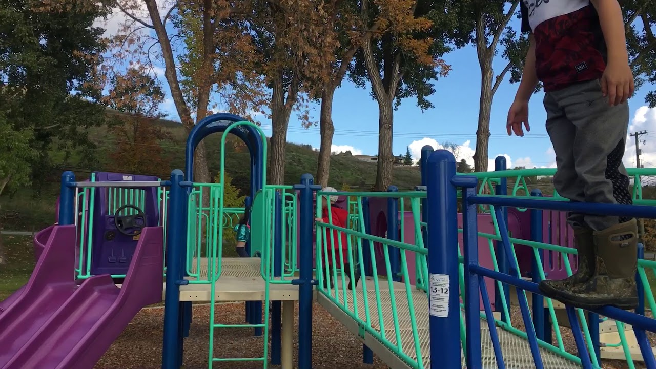 A day at Kin Beach Park with Jacob and Zain