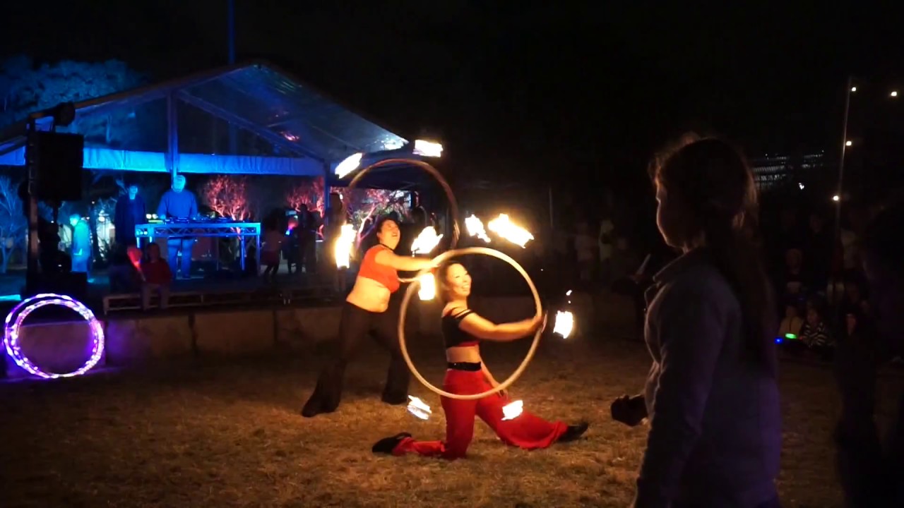 Happy Hoopy Life - Fire and LED edition !